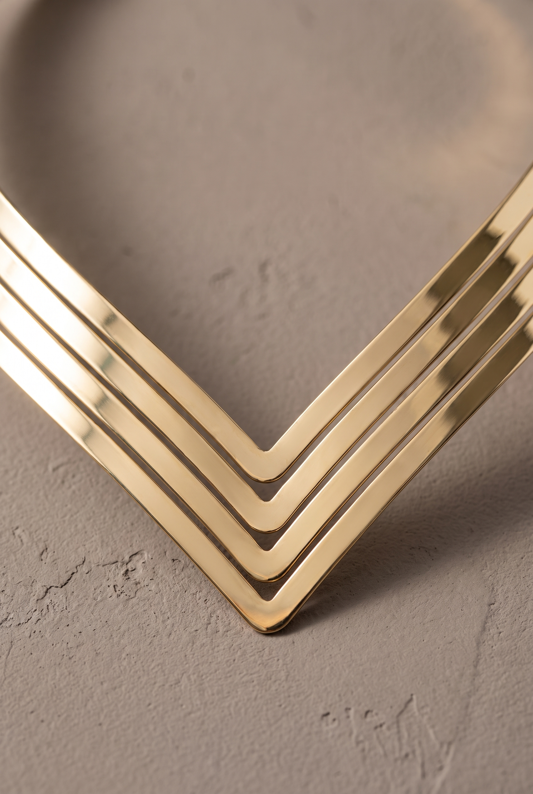Close-up of the three nested bands at the V-point
